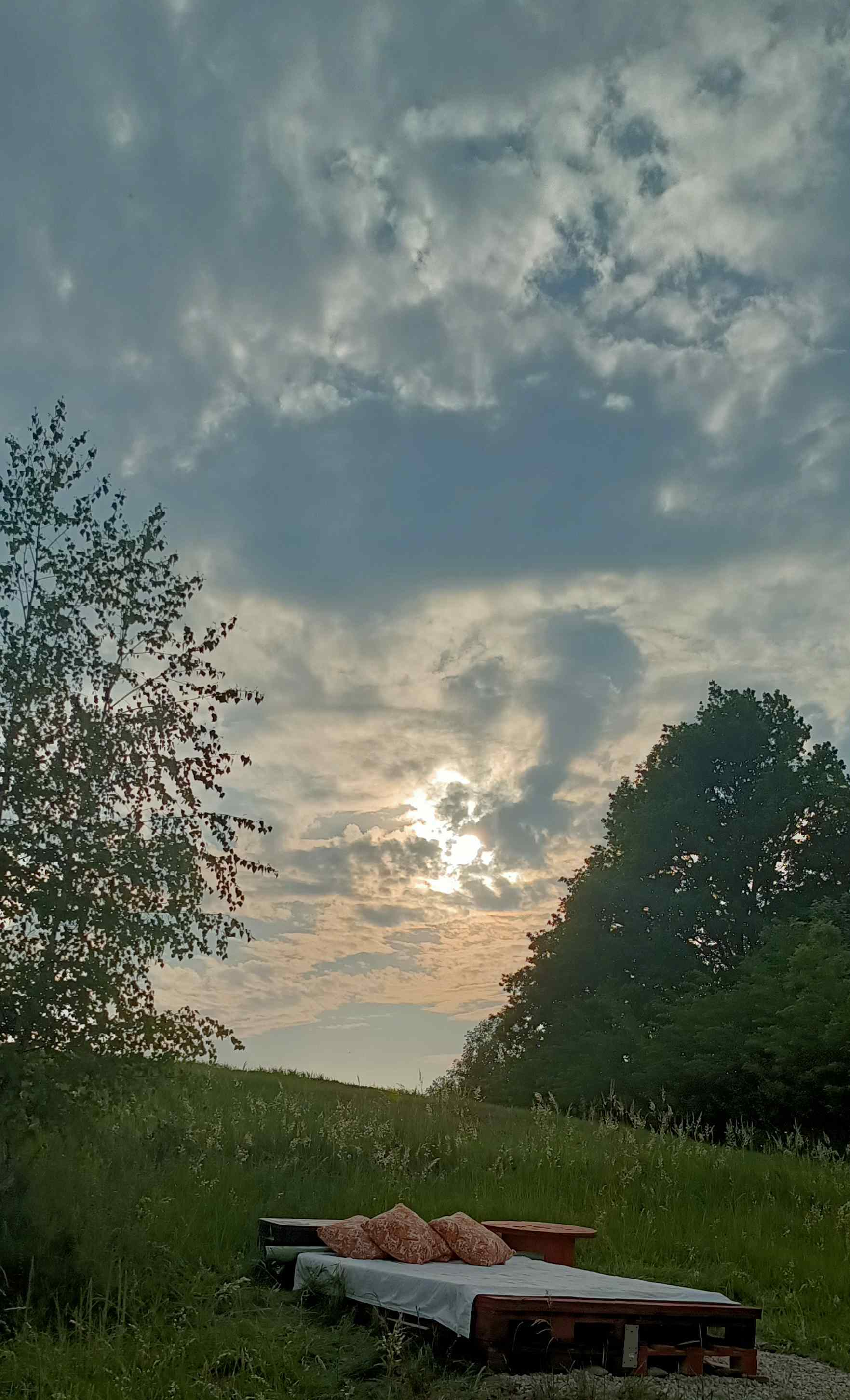 wieczor na łożu agroturystyki ostrow kierwinski